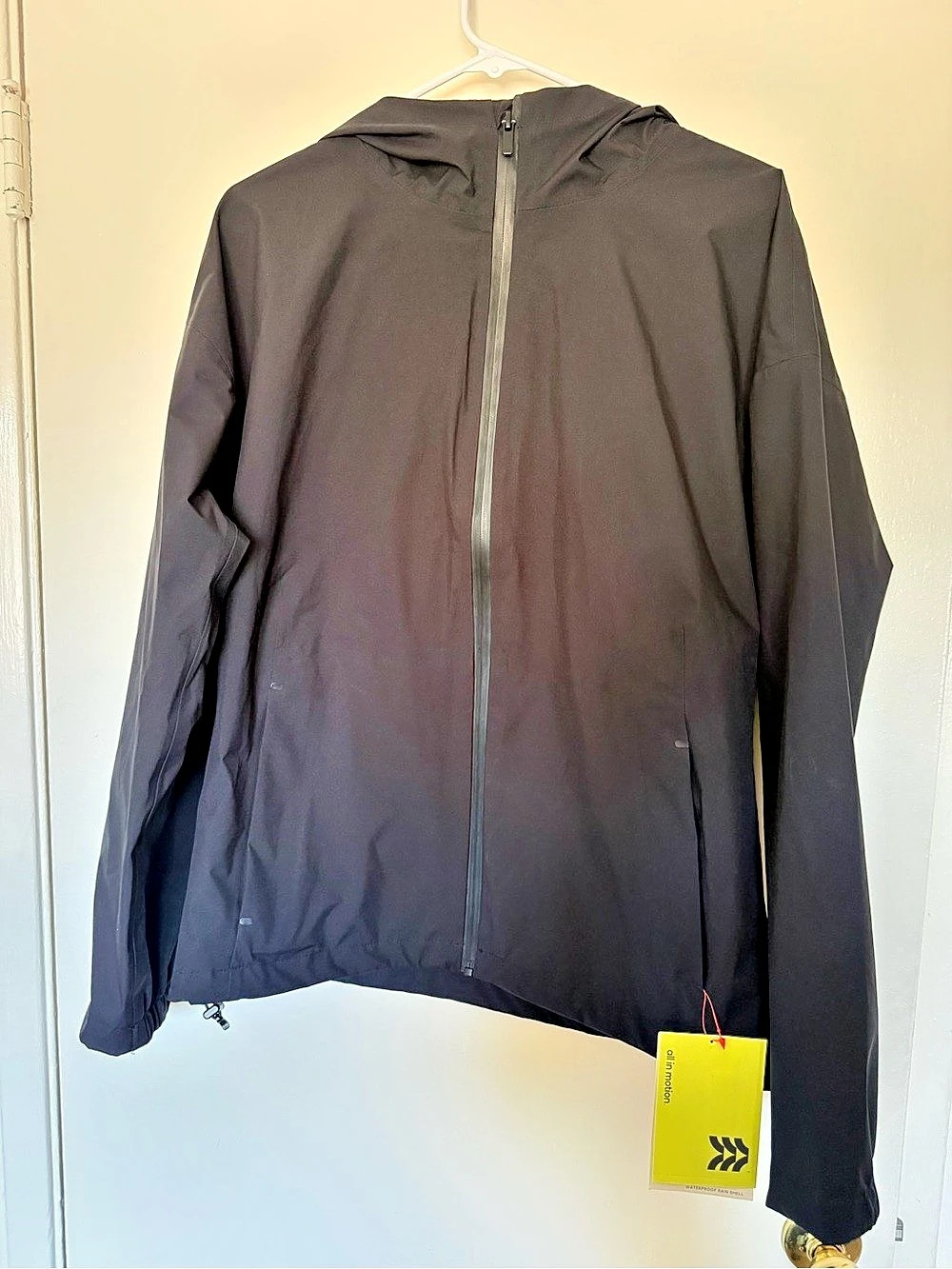 NWT All In Motion Men's Waterproof Rain Jacket Size M Black
